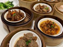 -万龙洲海鲜(大兴绿地缤纷城店)