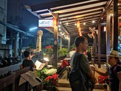 -Dash Teak House