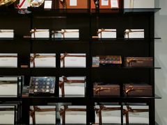 面包甜点陈列柜-Laderach 莱德拉(上海环贸iapm店)