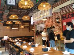 大堂-炉小二铜锅牛蛙•川湘菜(三里屯店)