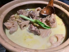 野藕炖龙骨-吃饭皇帝大土家民族菜(正大广场店)