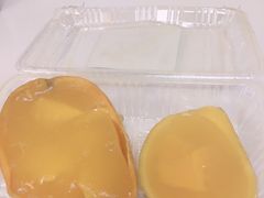 -志龙皇冠吃货椰子铺