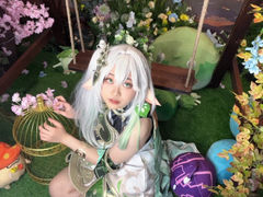 -米游妙妙屋cosplay换装自拍摄影体验馆