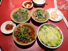 跷脚牛肉-谢老五跷脚牛肉·非遗传承店