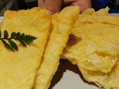 手工现炸豆皮-煲宫猪肚鸡(晶品店)