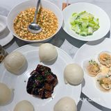 不想多说，但东坡肉配馒头真的绝绝子！