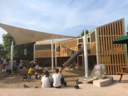 -季高兔窝窝亲子园(上海薰衣草公园店)