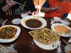 -佳成川菜馆(融创观澜壹号店)