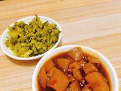 -小朱羊肉面馆(周东路)
