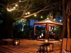 -三亚艾迪逊酒店·海滩烧烤 BARBACOA·现场乐队·浪漫晚餐·烧烤海鲜