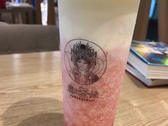 乳酪草莓-霸王茶姬(金贸中路店)