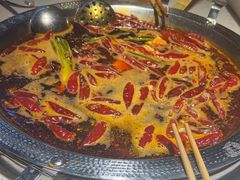-巴国妹子毛肚火锅(蓝光悦城店)