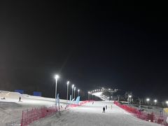-鳌山滑雪度假区
