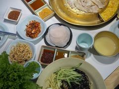 -猪啊牛呀羊啊铜盘烤肉(正大广场店)