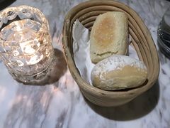 -La Mer Restaurant & Lounge