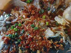 剁椒鱼头-墨脱石锅椰子鸡•香草鸭•东山羊(大东海店)