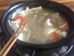 -阿婆情腊排骨火锅(金虹路店)