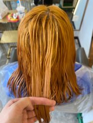 点击看大图 -V8潮牌·接发烫染连锁