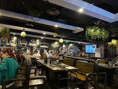 -麦凯伦烧烤·精酿超级工厂店(金桥总店)