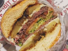 -The Habit Burger Grill 哈比特汉堡(复兴soho店)