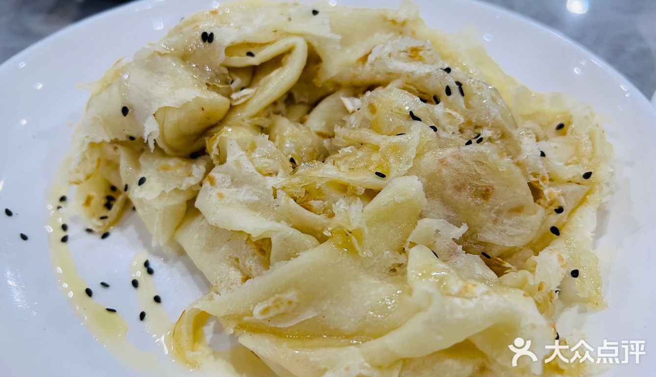 关于笨蛋姐妹在阿拉伯餐厅看不懂菜单点了三份主食这件事!哈哈哈