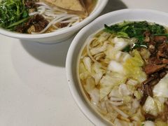 -花溪王记牛肉粉(四季花溪商场店)