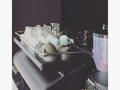 -UNI UNI(环亚凯瑟琳店)