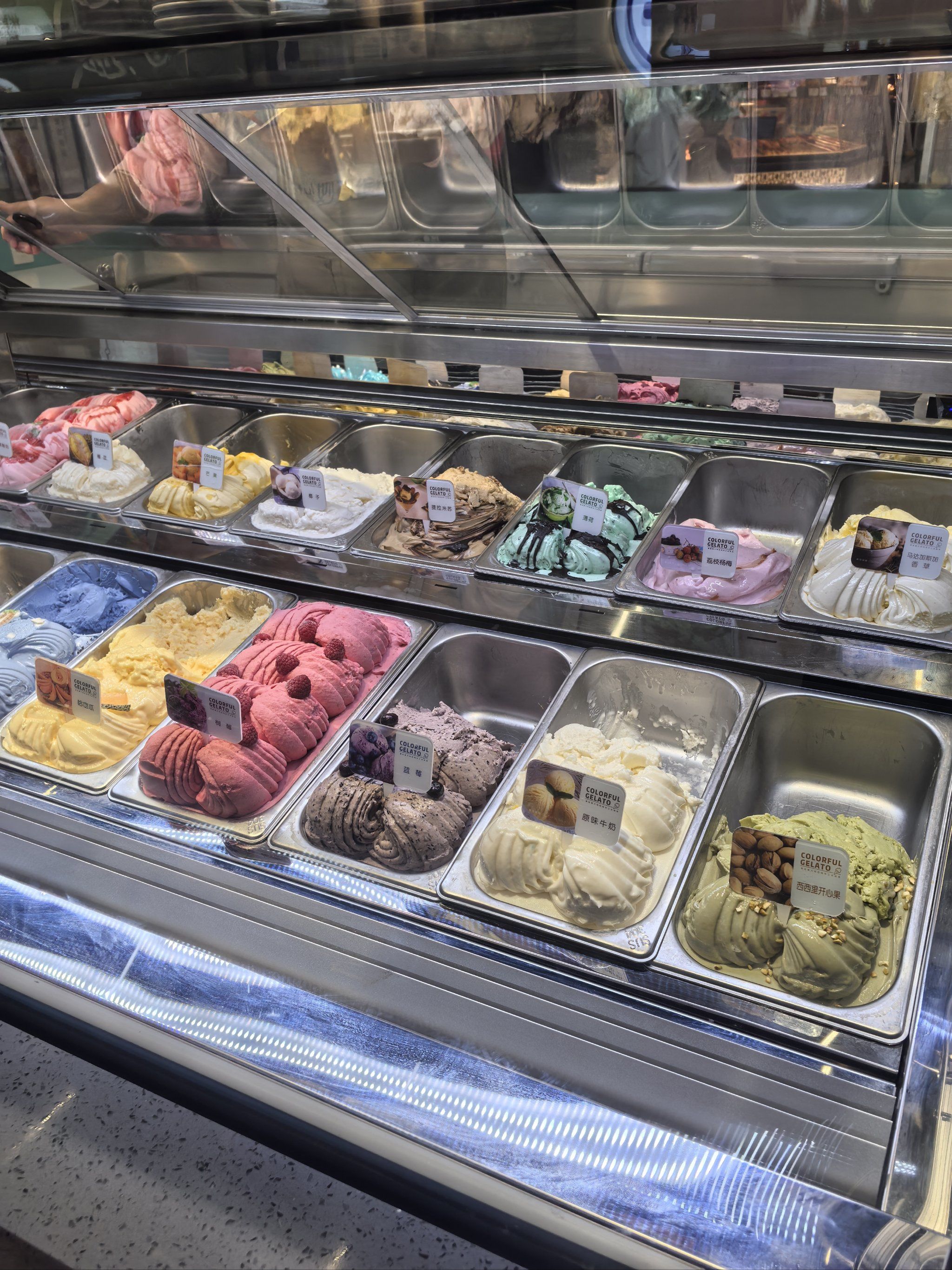 大冬天吃冰淇淋,爽