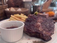 -羽深肉铺 Steak & Wine