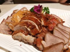 锦绣拼盘-香港新发烧腊茶餐厅(书城店)