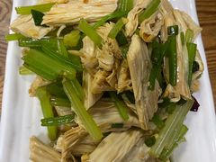 桂林炒腐竹-牛八宝桂林米粉(八里庄店)