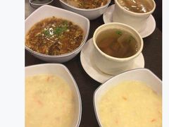 -高雄杨宝宝锅贴