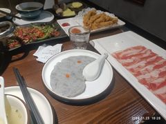 -乡土黄·鲜牛肉火锅·小龙虾(兴业街店)