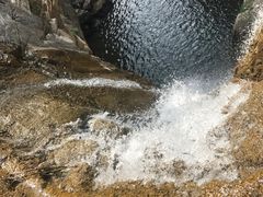 -大平台龙居瀑布旅游区