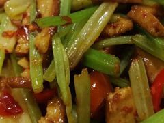 -建辉湖南土菜馆(南大街店)