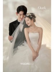 -雪中彩影婚纱摄影·微光艺术中心