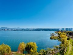-洱海月湿地公园