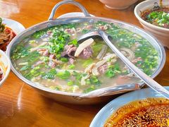 -杨三娘跷脚牛肉(羊子山西路店)