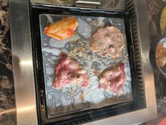 -牛里牛气· 榴莲海鲜鲜牛肉自助火锅·烤肉(横岗店)