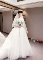 -拉瑞娜LaReine婚纱礼服高级定制