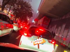 -百联又一城停车场