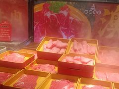 -四囍码头海鲜烧烤自助火锅(外滩南京东路悦荟广场店)