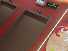 -虾女王·龙虾·烧烤(龙江店)