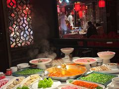 -小龙翻大江文化火锅(宽窄店)