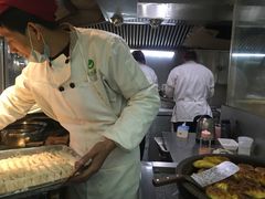 -老新隆牛肉锅贴(新街口店)