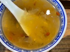 -蟹上黄·蟹黄面·江南糖水(人民广场店)