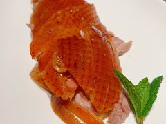片皮鸭-四季民福烤鸭店(外滩外白渡桥店)