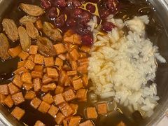 -巴厘龙虾·榜首油焖大虾(音乐学院·沿江酒馆店)