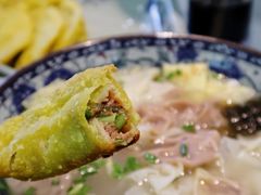 -老新隆牛肉锅贴(新街口店)
