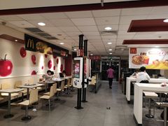 大堂-麦当劳(花园北路店)